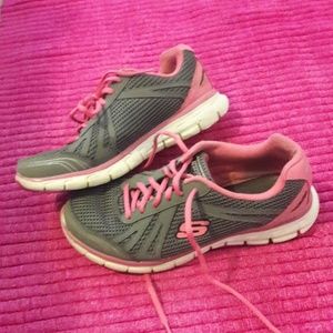 Women's skechers